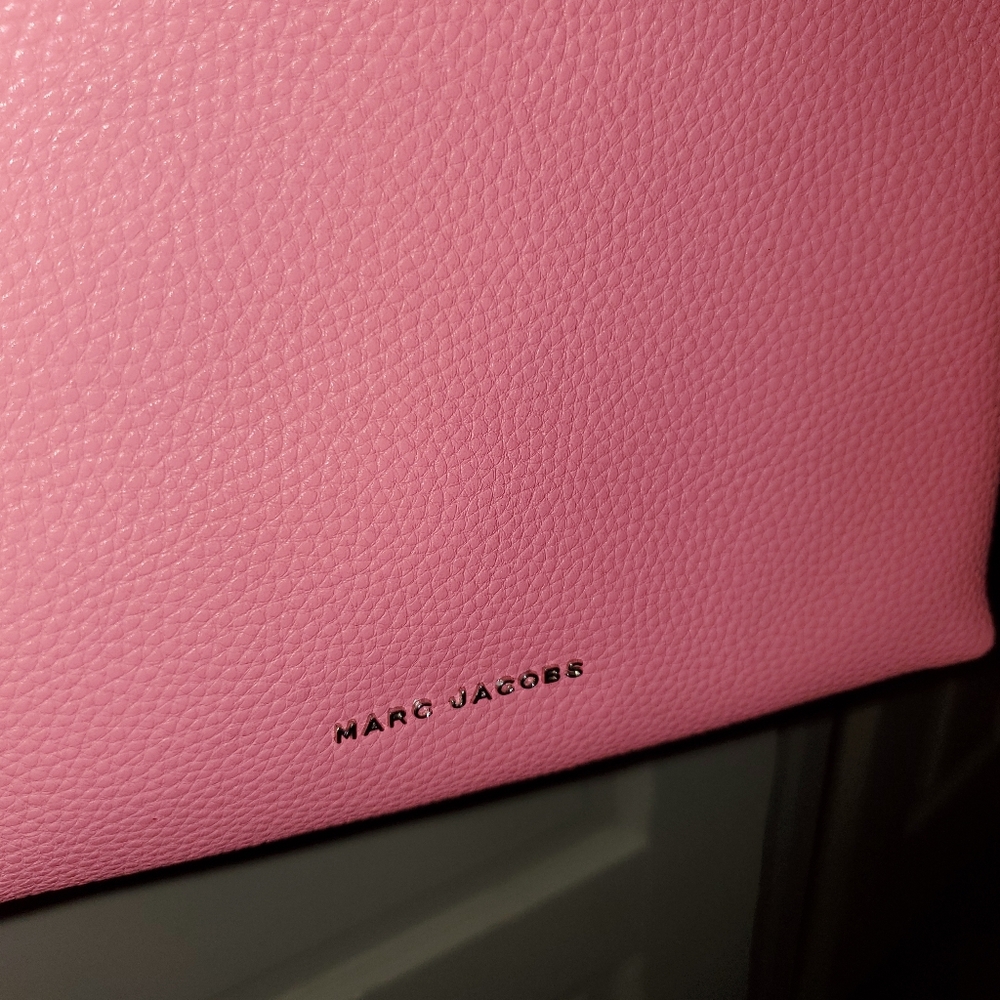 Cute Marc Jacobs crossbody bag